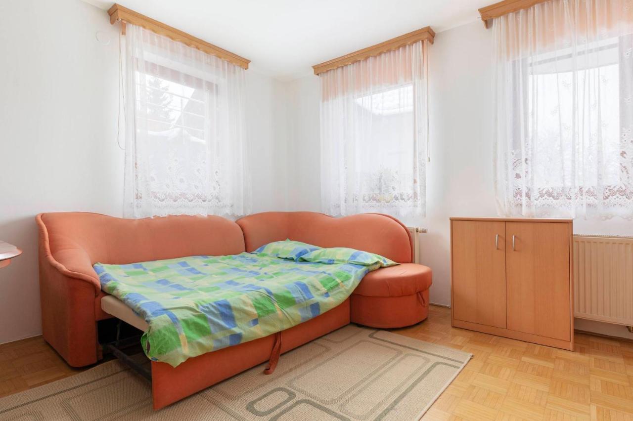 Apartma Ana Preserje  المظهر الخارجي الصورة