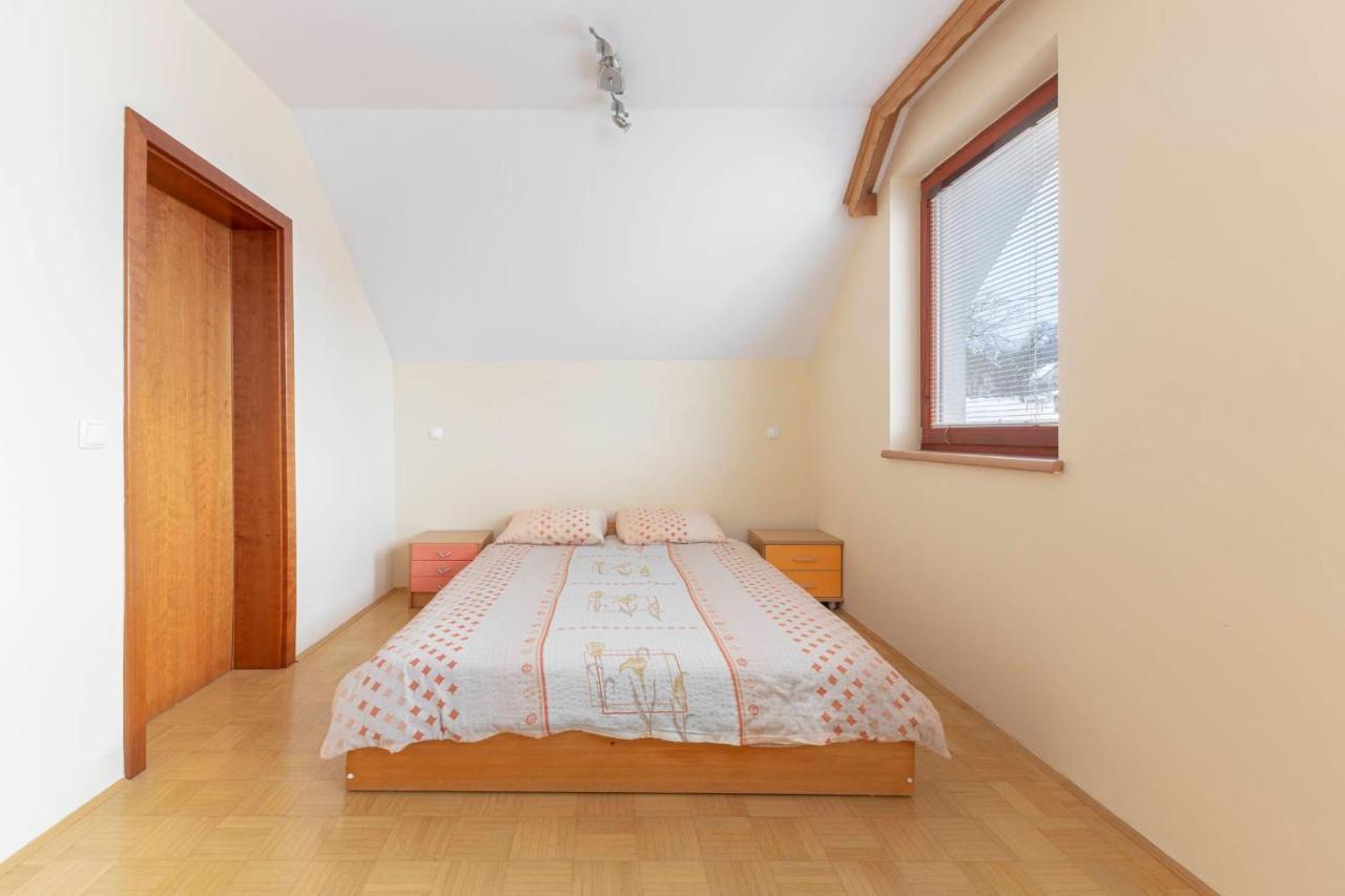 Apartma Ana Preserje  المظهر الخارجي الصورة